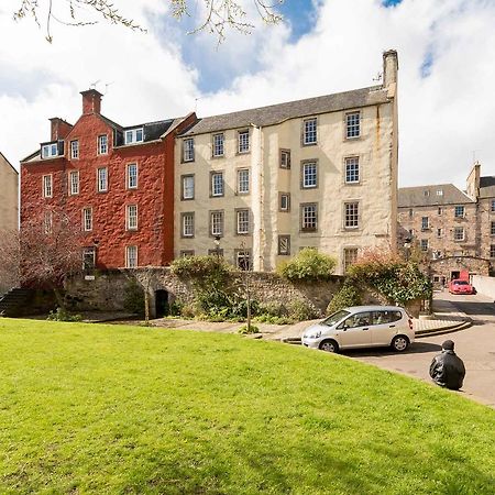 Apartment Near The Royal Mile Edinburgh Bagian luar foto